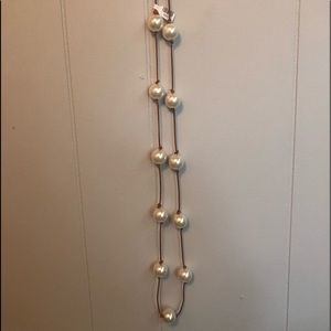 Salt wanter pearl and leather necklace